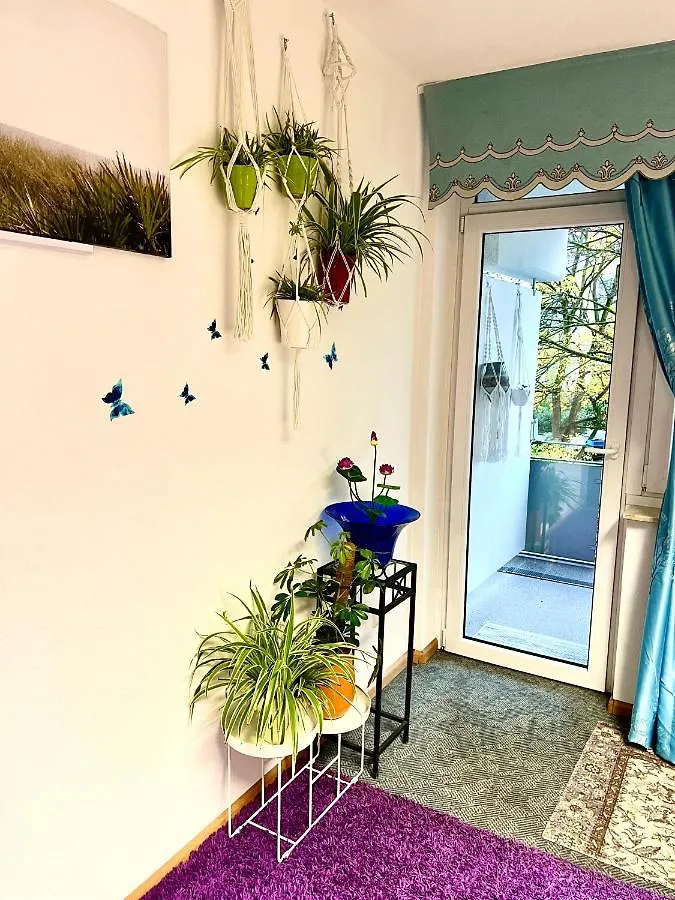 Stylish, Cozy & Quiet Apartment With One And Half Rooms In District 1 Düsseldorf