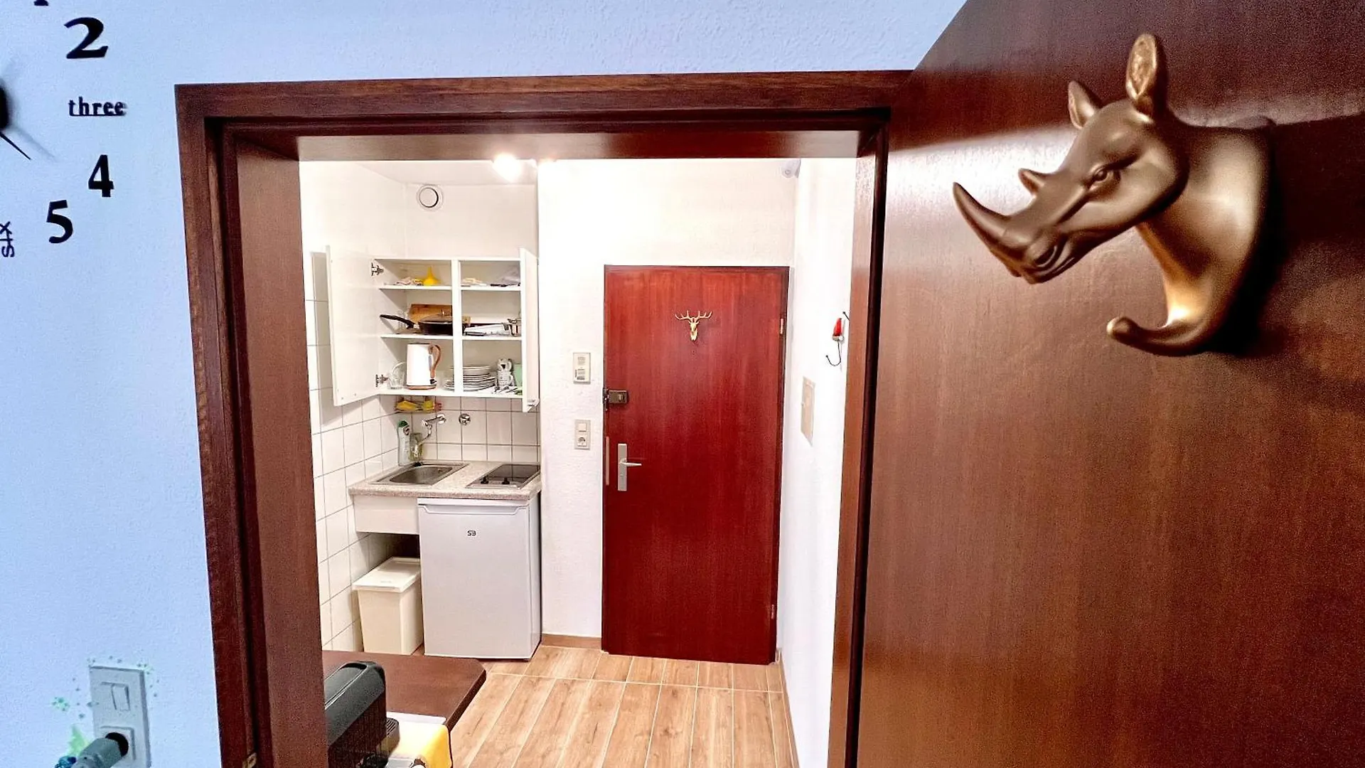 Stylish, Cozy & Quiet Apartment With One And Half Rooms In District 1 Düsseldorf